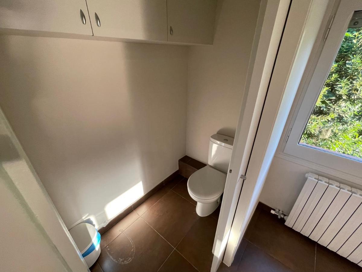 Apartaments Parapent Fly Escales 奥尔加尼亚 外观 照片